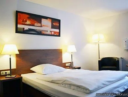 Western Hotel