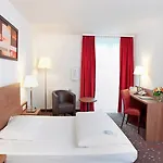 Western Ξενοδοχείο 3*
