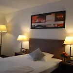 Otel Western 3*
