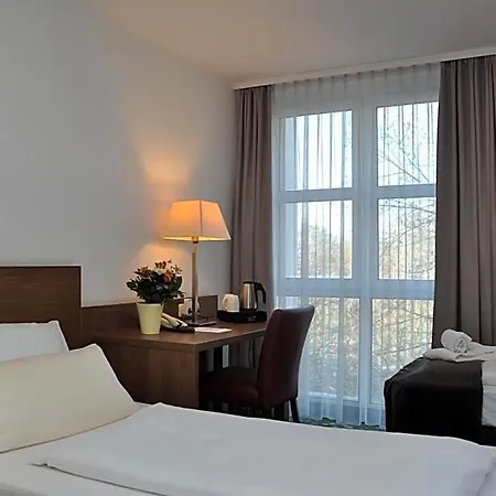 Hotel Western 3*