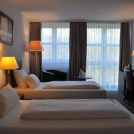 Western Hotel 3*